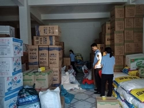 陵水查獲一大批量一次性不可降解塑料制品